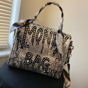 Silver & black money bag Anca Barbu